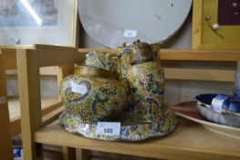 COLLECTION OF PAISLEY DECORATED CHINA WARES