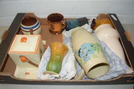 BOX VARIOUS MIXED ITEMS TO INCLUDE VASES, ART DECO TYPE BISCUIT BARREL ETC