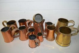 MIXED LOT COMPRISING VARIOUS 19TH CENTURY COPPER AND BRASS MEASURES AND TANKARDS AND SMALL BRASS