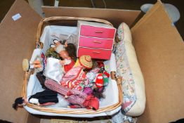 BOX OF VARIOUS MODERN COLLECTABLE DOLLS