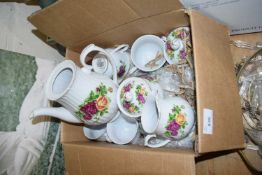 QUANTITY OF FLORAL DECORATED TABLE WARE
