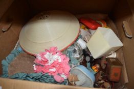 LARGE BOX VARIOUS KITCHEN WARES AND HOUSEHOLD SUNDRIES