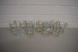 QUANTITY OF VARIOUS CLEAR DRINKING GLASSES