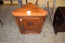 SMALL LATE VICTORIAN AMERICAN WALNUT CORNER CABINET WITH CARVED DOORS, 44CM WIDE