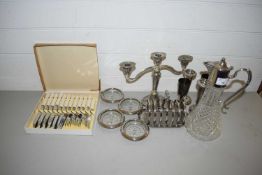 MIXED LOT VARIOUS SILVER PLATED WARES TO INCLUDE CANDELABRA, TOAST RACK, VASES, FISH CUTLERY ETC