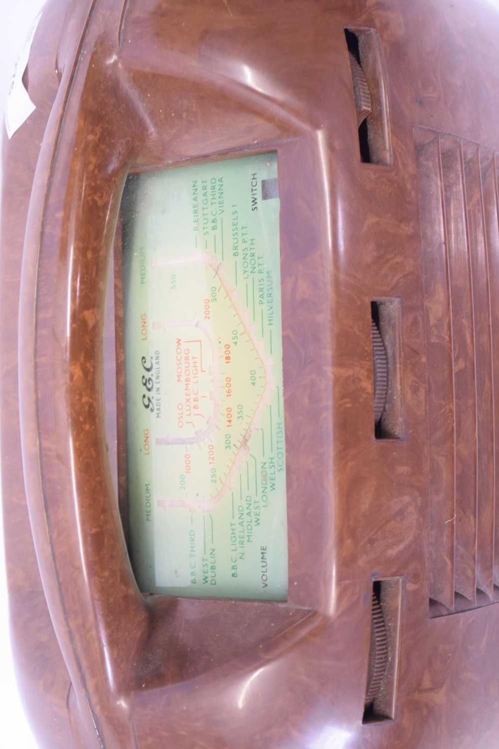 GEC model no BC4941 radio in brown Bakelite type case - Image 2 of 3