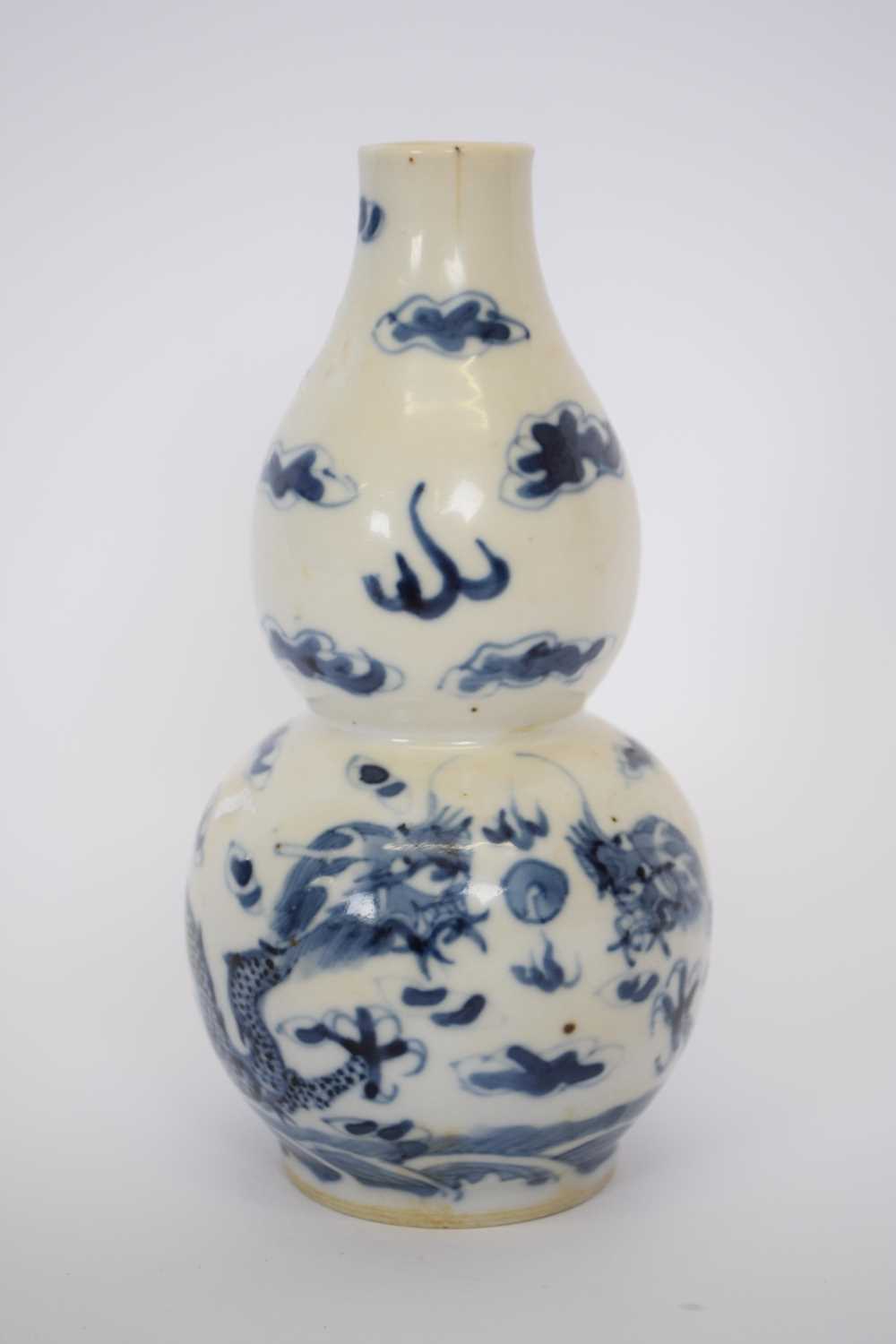 19th century Chinese porcelain vase of gourd shape decorated with a dragon chasing the flaming - Image 3 of 5