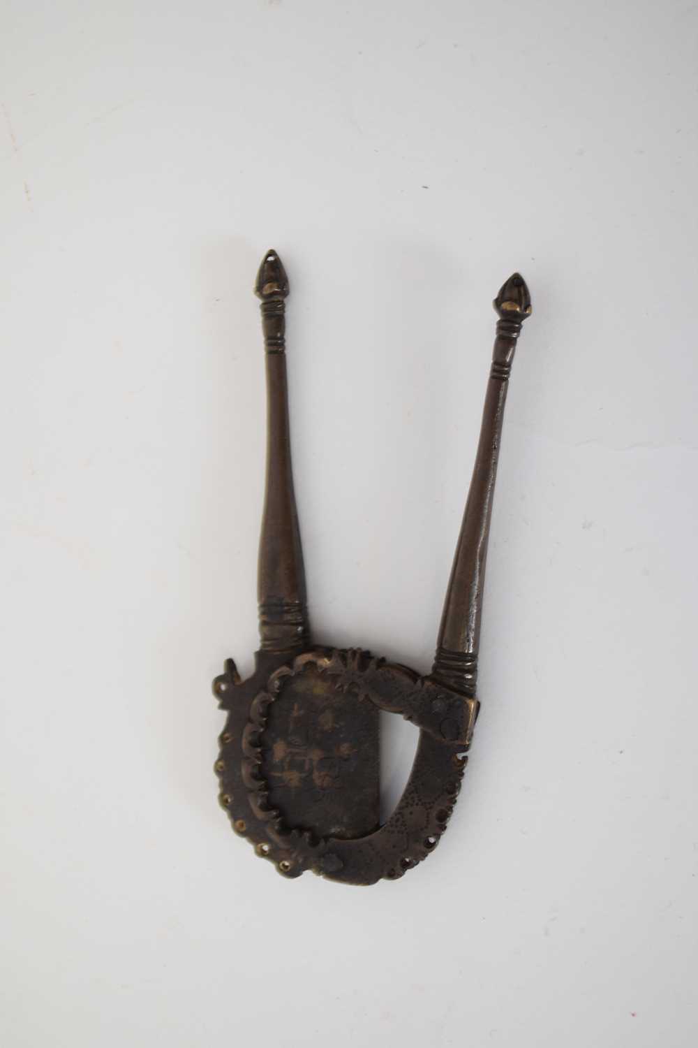 Persian betel nut or cigar cutter - Image 2 of 2