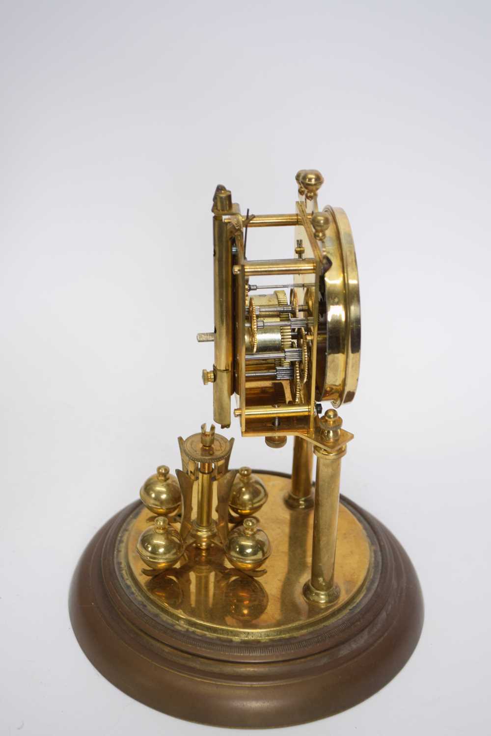 Early 20th century brass torsion or anniversary clock under a glass dome, 30cm high max - Image 3 of 3