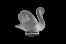 Lalique small model of a swan on circular base