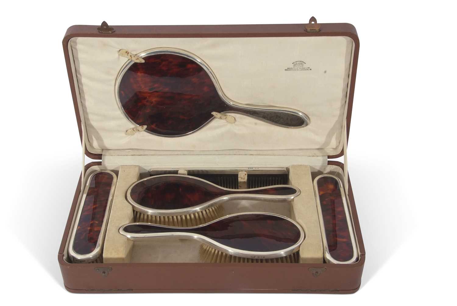 George V silver and tortoiseshell backed dressing table set of plain design comprising hand - Image 2 of 8