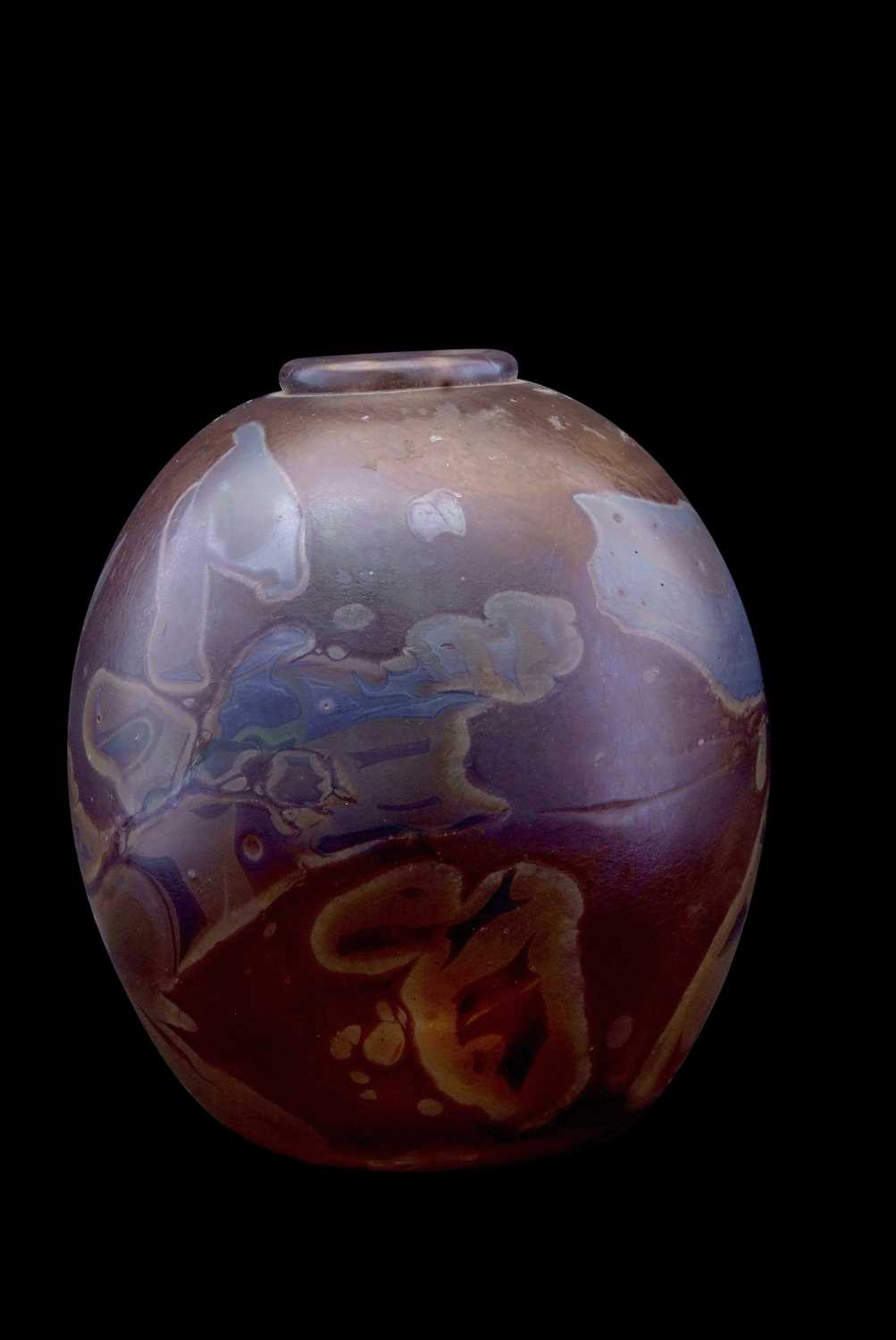 Globular Studio glass vase, the brown ground decorated with a floral design, indistinct signature - Image 2 of 6