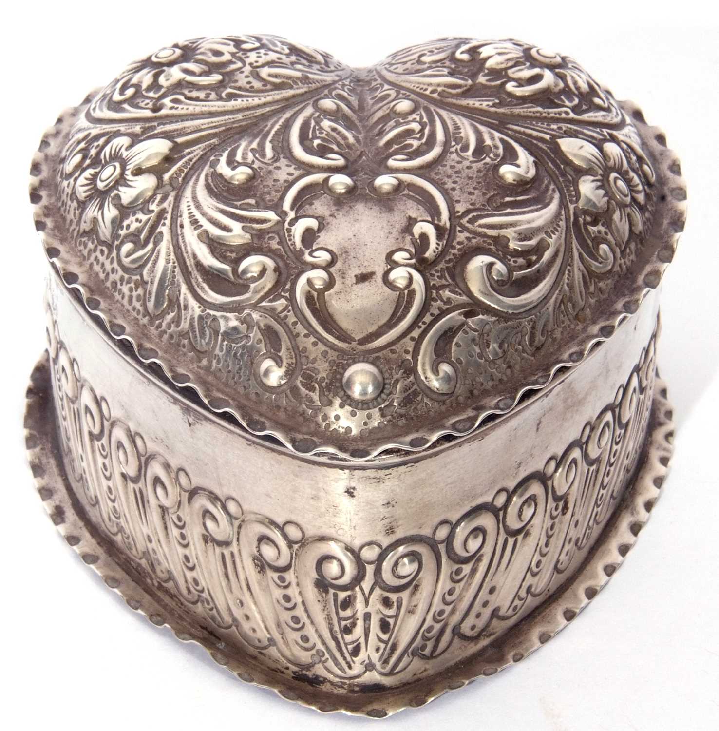 Late Victorian heart shaped dressing table box with hinged lid, ornately embossed with foliate and - Image 3 of 11