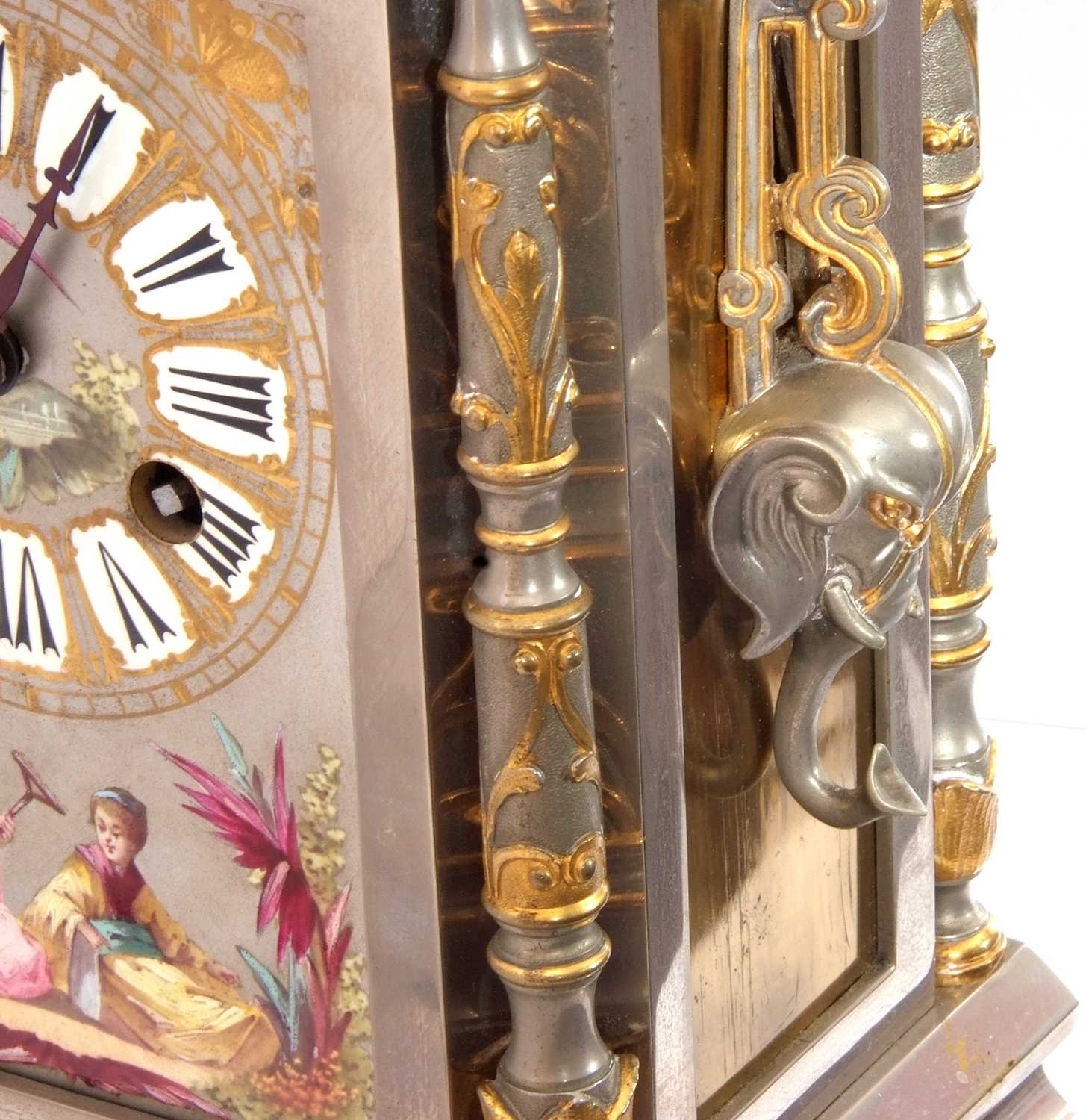 Good quality late 19th/early 20th century mantel clock, set in architectural metal and gilt - Image 6 of 11