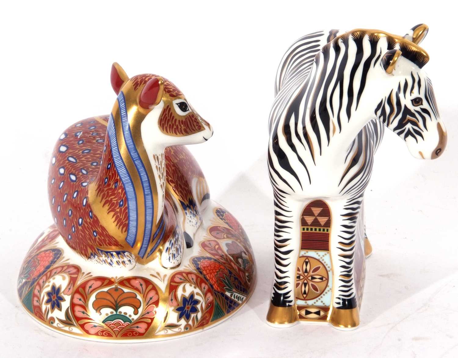 Royal crown derby model of a deer and a zebra (silver stopper) (2)Condition report: Good condition - Image 4 of 6