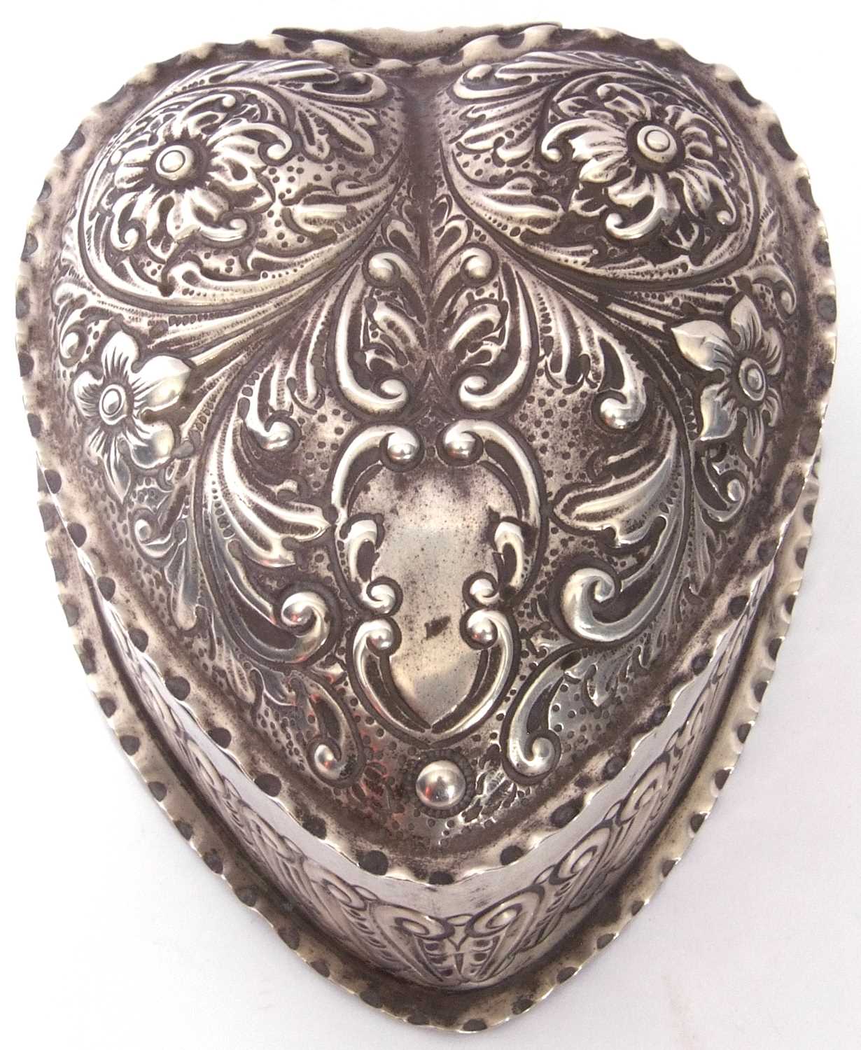 Late Victorian heart shaped dressing table box with hinged lid, ornately embossed with foliate and - Image 4 of 11