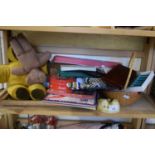 MIXED LOT VARIOUS VINTAGE TOYS AND HOUSEHOLD SUNDRIES ETC