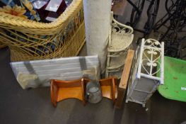 MIXED LOT CORNER SHELVES, SMALL PAINTED BAMBOO SHELF UNIT, SHOWER BOARD AND OTHER ITEMS