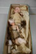 BOX OF VARIOUS SMALL PORCELAIN AND OTHER MINIATURE DOLLS