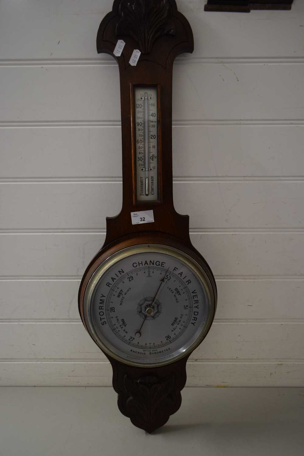 EARLY 20TH CENTURY OAK ANEROID BAROMETER