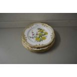 MIXED LOT OF DECORATED PLATES TO INCLUDE SPODE