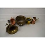 MIXED LOT COMPRISING ANTIQUE BRASS MORTAR, VINTAGE BRASS CAR HORN AND OTHER ITEMS