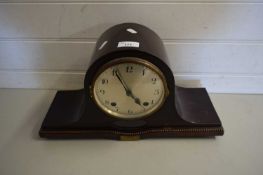 EARLY 20TH CENTURY MAHOGANY CASED NAPOLEON HAT MANTEL CLOCK