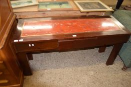 CONTEMPORARY SIDE TABLE WITH RED MARBLE INSET TOP AND THREE FRIEZE DRAWERS, 139CM WIDE