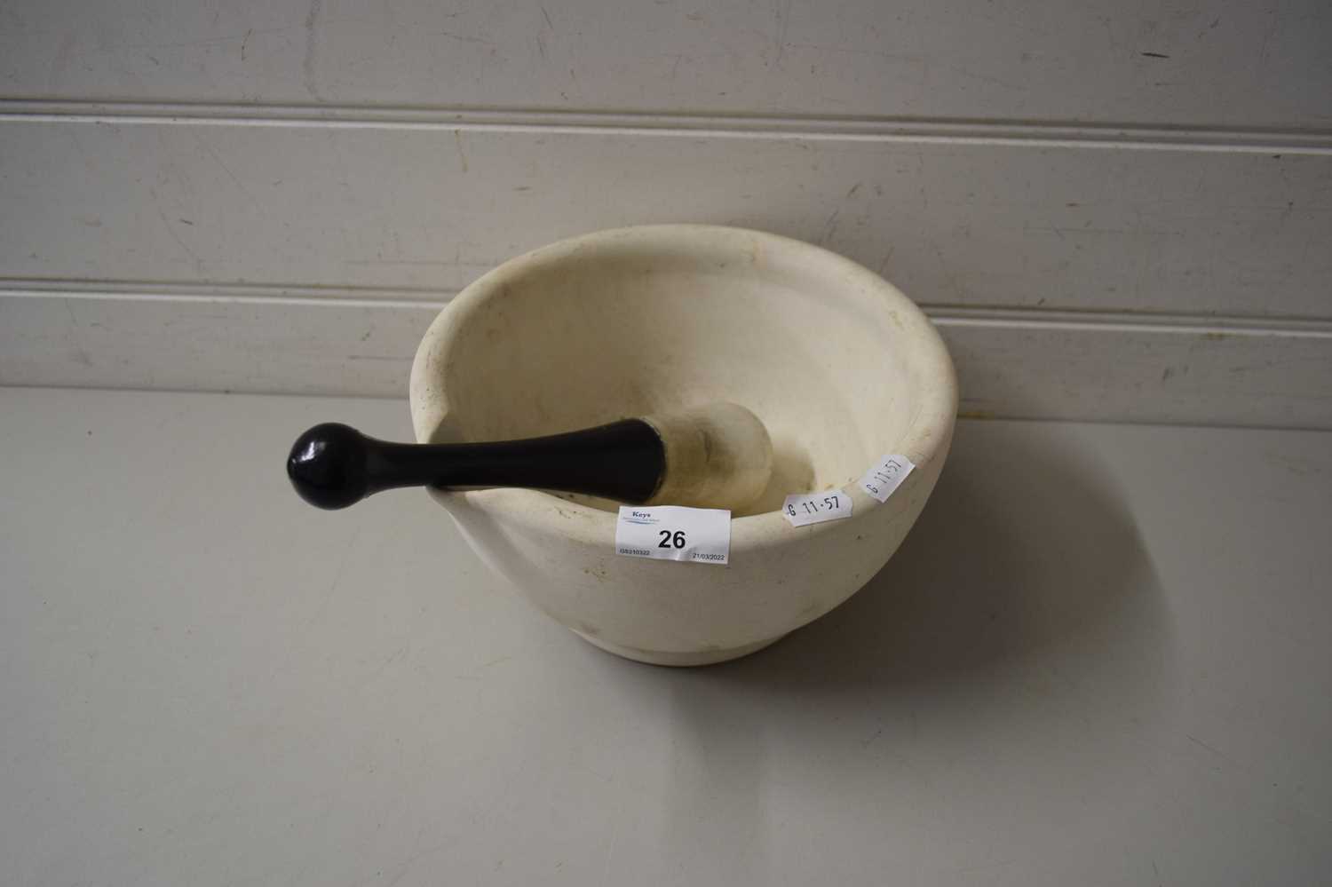 VINTAGE PESTLE AND MORTAR