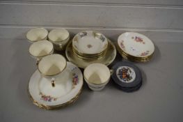 QUANTITY OF FLORAL DECORATED TEA WARES TO INCLUDE SWINNERTONS