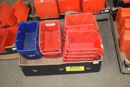 BOX OF RED AND BLUE PLASTIC WORKSHOP TRAYS