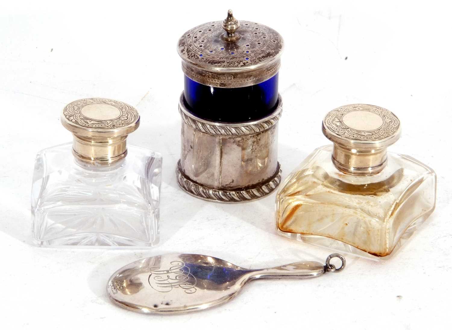 Mixed Lot: Edward VII silver and blue glass pepper, Chester 1912, a small silver backed mirror, - Image 9 of 9