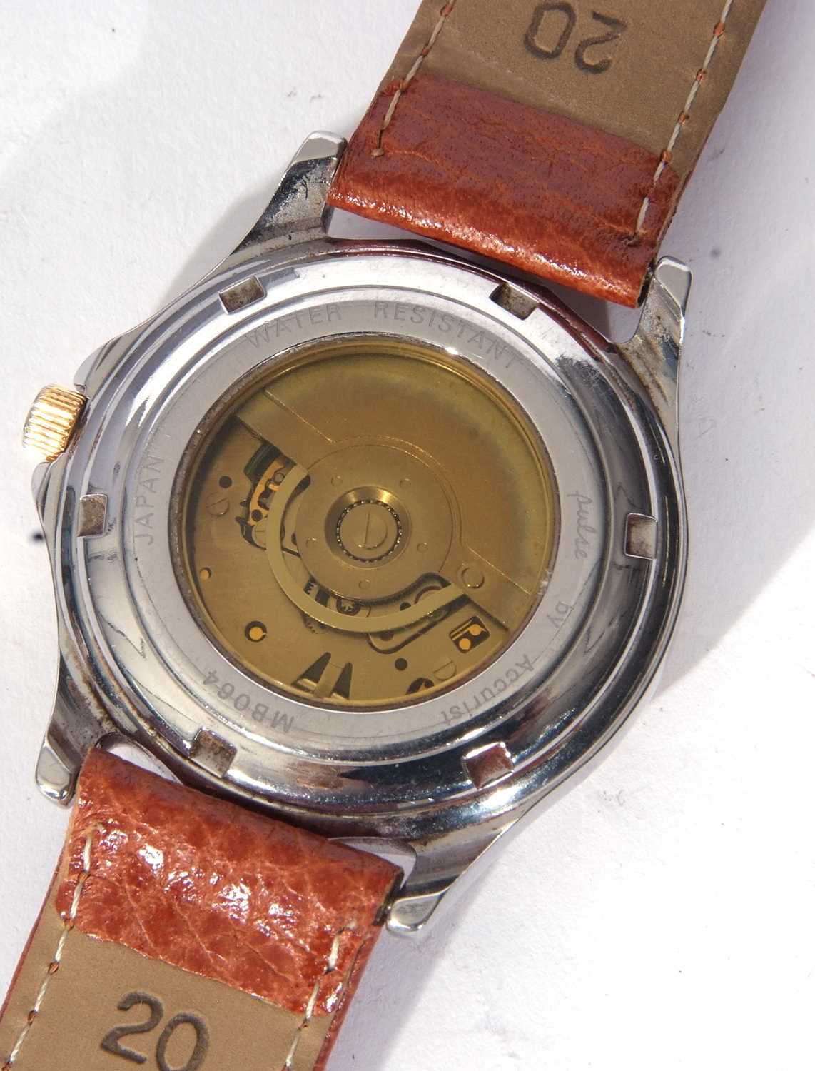 Gents Accurist 'Pulse' MB064 wrist watch, the watch has a self-charging movement, 50m water - Image 2 of 4