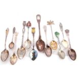 Mixed Lot: eight silver and white metal tea spoons together with four others, the weighable silver