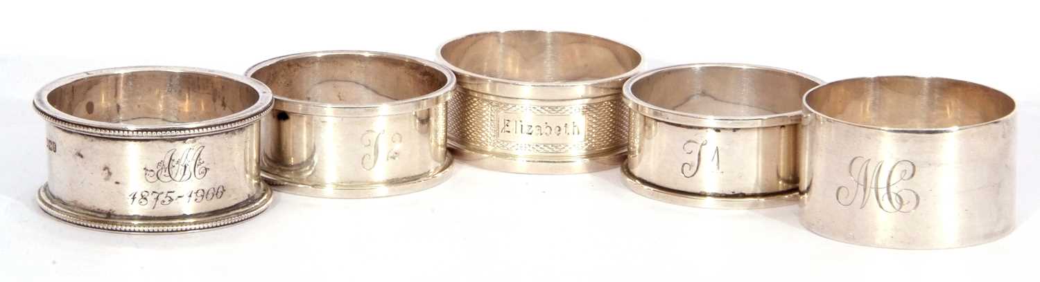 Mixed Lot: 5 serviette rings, 3 hallmarked silver, together with two white metal examples, g/w - Image 2 of 4