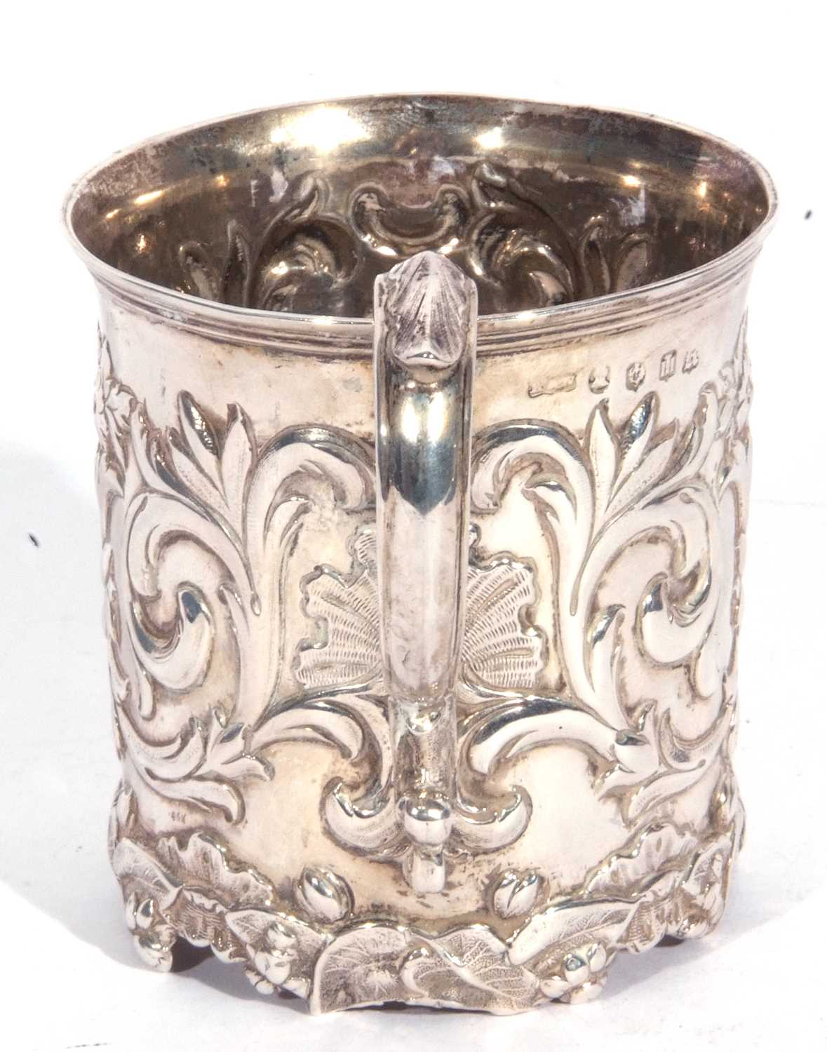 Scottish silver mug of cylindrical form, elaborately embossed with flowers and scrolls around an - Image 3 of 6