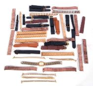 Mixed Lot of leather and expanding metal watch straps, an assortment of gents and ladies sizes