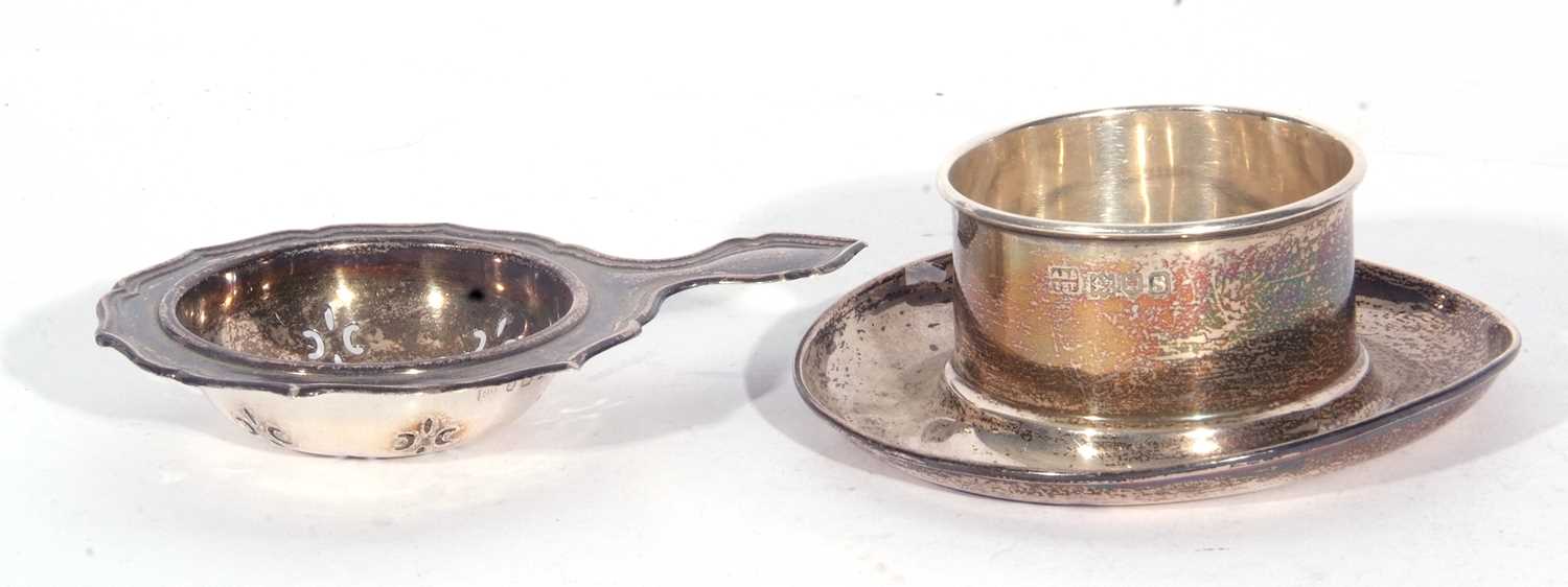 Mixed Lot: hallmarked silver tea strainer, London 1955, together with a George V silver tea strainer - Image 2 of 2