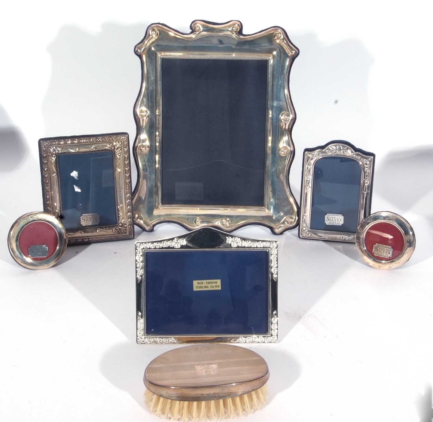 Mixed Lot: boxed silver photograph frame, London 1991, easel backed, 24 x 19cm; a boxed silver