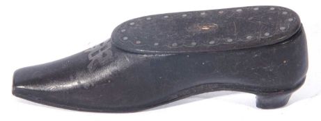 Papier mache and ebonised finish snuff box formed as a shoe, 9cm long