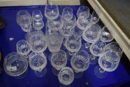 COLLECTION VARIOUS 20TH CENTURY CUT GLASS DRINKING GLASSES