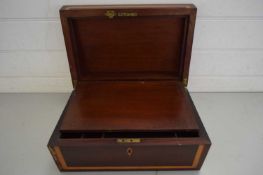 19TH CENTURY MAHOGANY WRITING BOX WITH INLAID STAR DECORATION