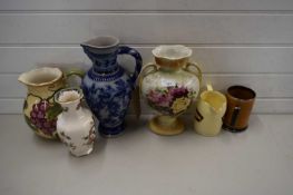 MIXED LOT VARIOUS CERAMICS TO INCLUDE A GERMAN POTTERY JUG, SMALL MASONS JAVA PATTERN VASE AND