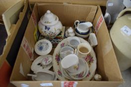 ONE BOX VARIOUS MIXED CERAMICS TO INCLUDE AYNSLEY COTTAGE GARDEN COVERED JAR, VARIOUS TEA WARES ETC