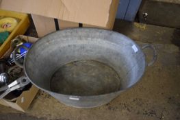 GALVANISED TIN BATH