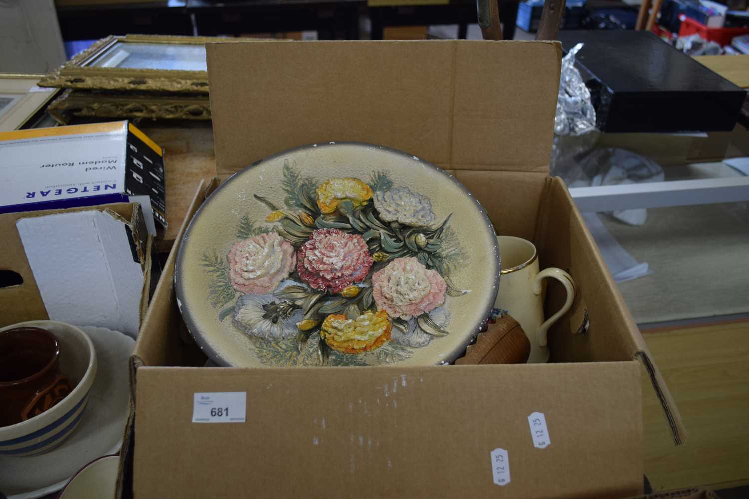 ONE BOX OF MIXED CERAMICS, FLORAL PLASTERWORK WALL PLAQUE ETC