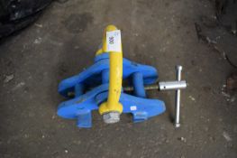 IRON LIFTING ATTACHMENT WITH SCREW THREAD ADJUSTMENT