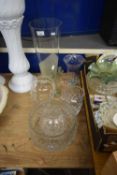 VARIOUS MIXED GLASS VASES AND BOWLS