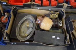 BOX OF VARIOUS MIXED ITEMS TO INCLUDE DOULTON JUG, SILVER PLATED DISH ETC