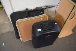 DAIWA FOLDING FISHING SEAT TOGETHER WITH A SMALL SUITCASE AND A SERVING TRAY (3)
